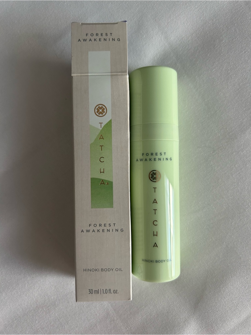 Tatcha Forest Awakening Hinoki Body Oil – Pale Green and White